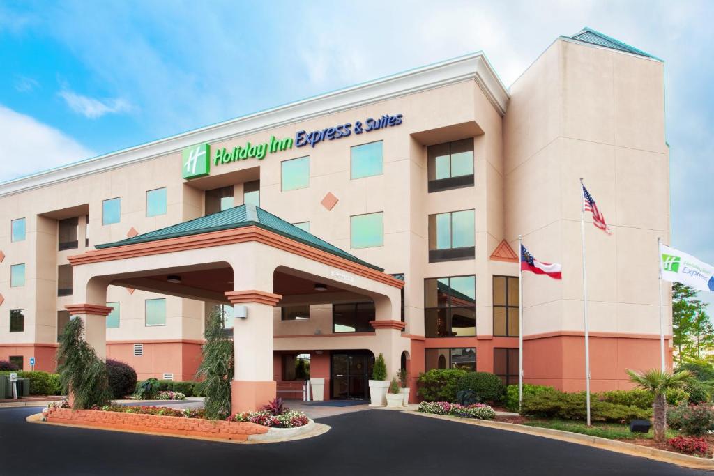 Holiday Inn Express Hotel & Suites Lawrenceville, an IHG Hotel