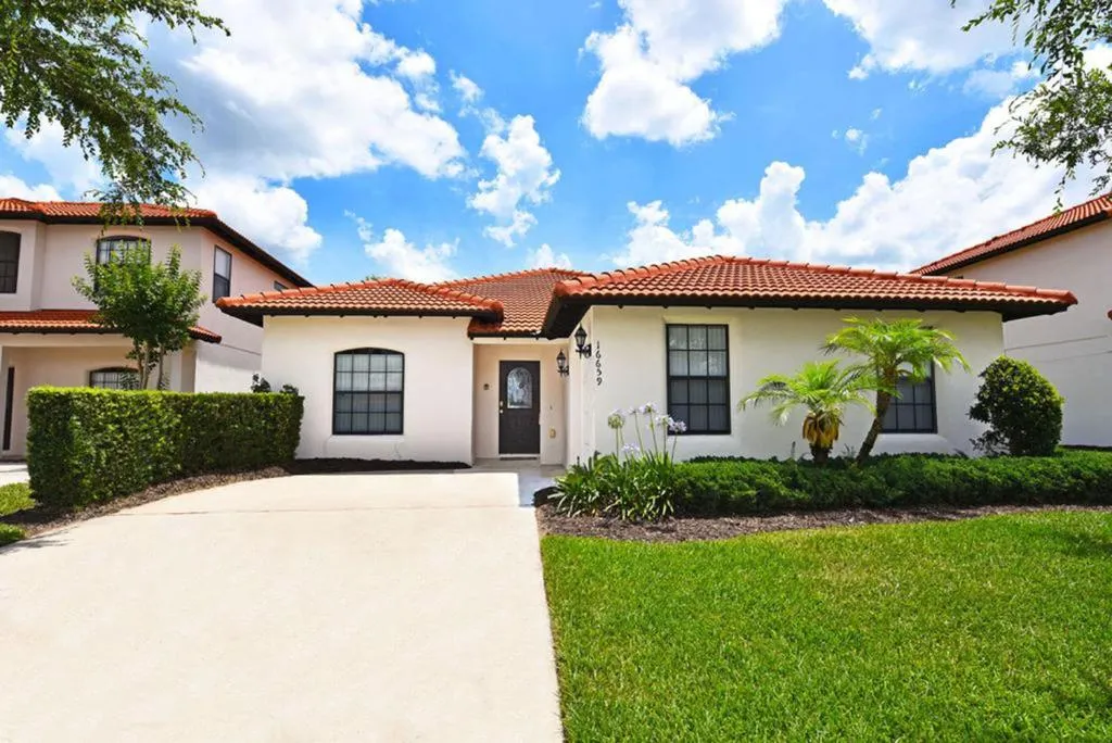 Wonderful 4 bedroom house in High Grove with its own swimming pool, Orlando, Statele Unite ale Americii