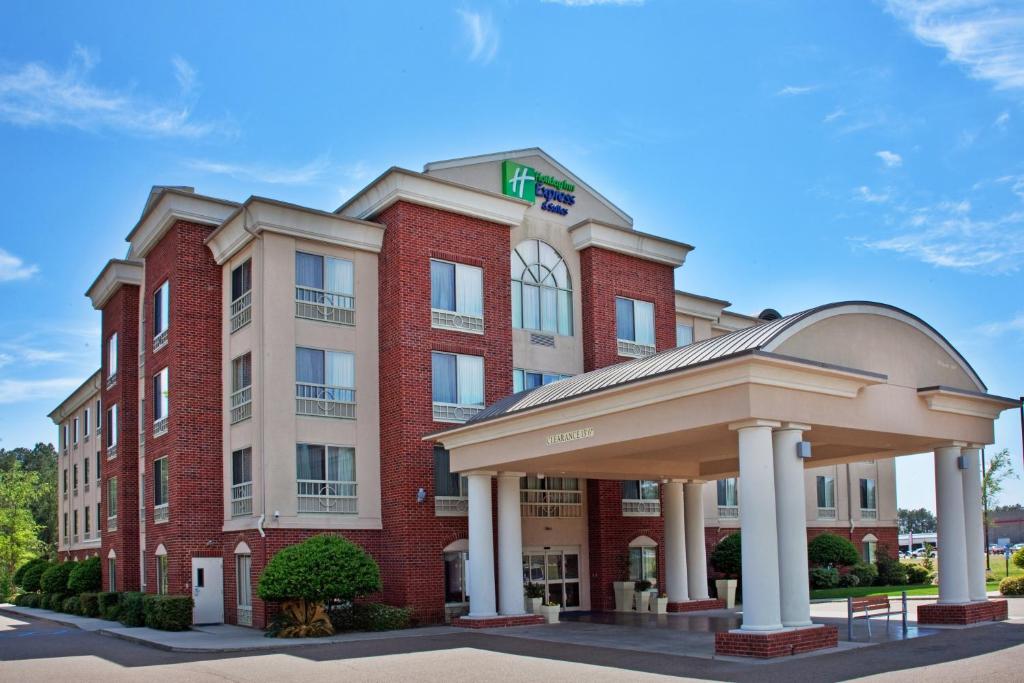 Holiday Inn Express Hotel & Suites West Monroe, an IHG Hotel