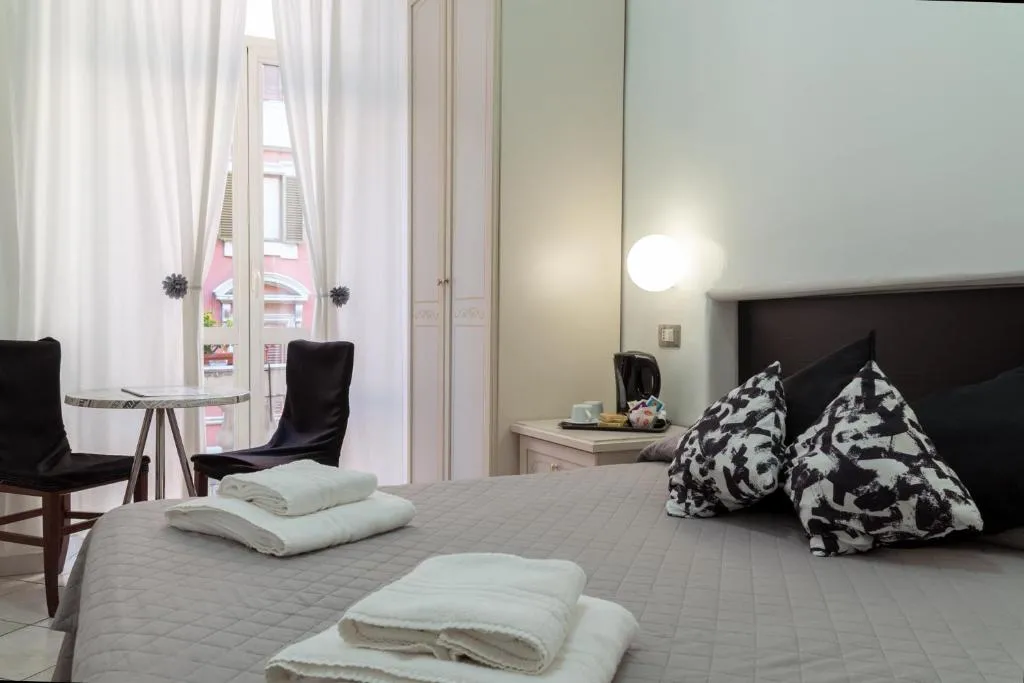 Hotel Sol Levante, Roma, Italia