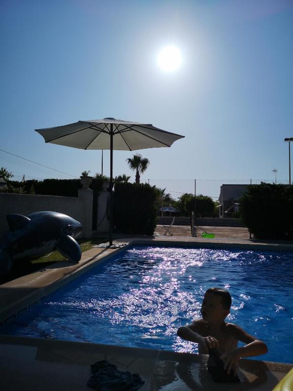 Villa Alicante La Marina Oasis piscine privé 20
