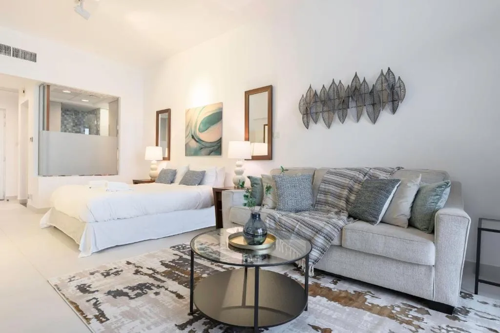 GuestReady - Stunning Studio w Gorgeous Views of Palm Jumeirah, Alantos, United Arab Emirates