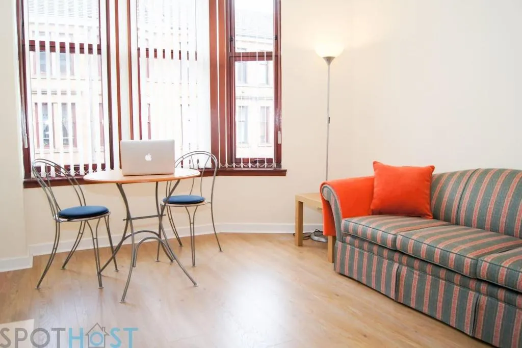 Exeter Drive Flat, Glasgow, Marea Britanie
