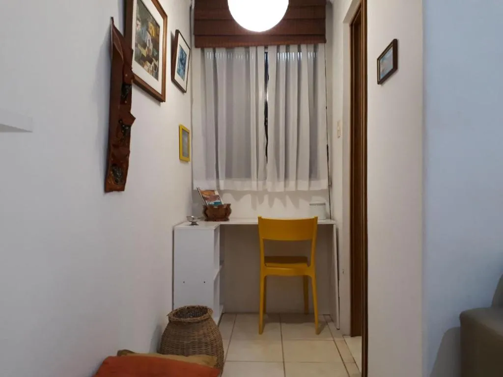Quarto e sala em Copanema, Rio de Janeiro, Brazilia