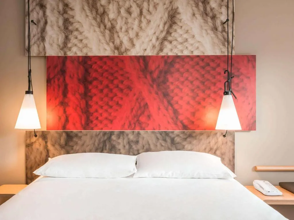 ibis Paris Canal Saint Martin, Paris, Franţa