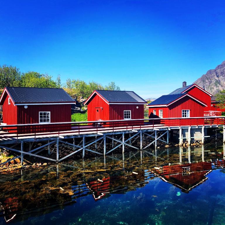 Henningsvær Rorbuer*