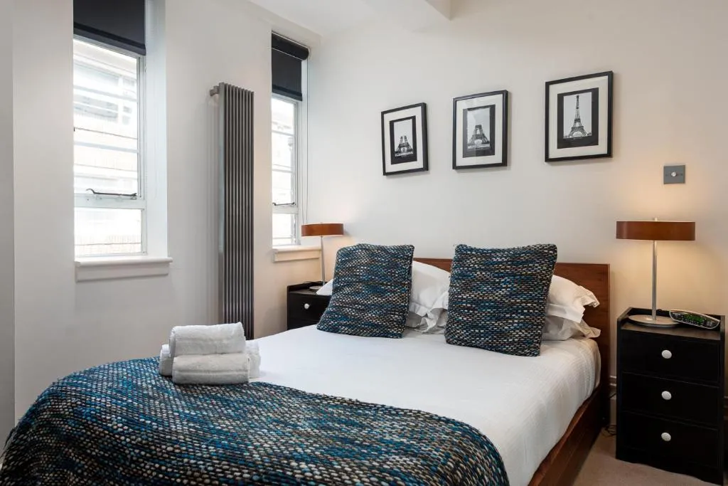 Apartment 632 - Nell Gwynn House, Chelsea, Londra, Marea Britanie