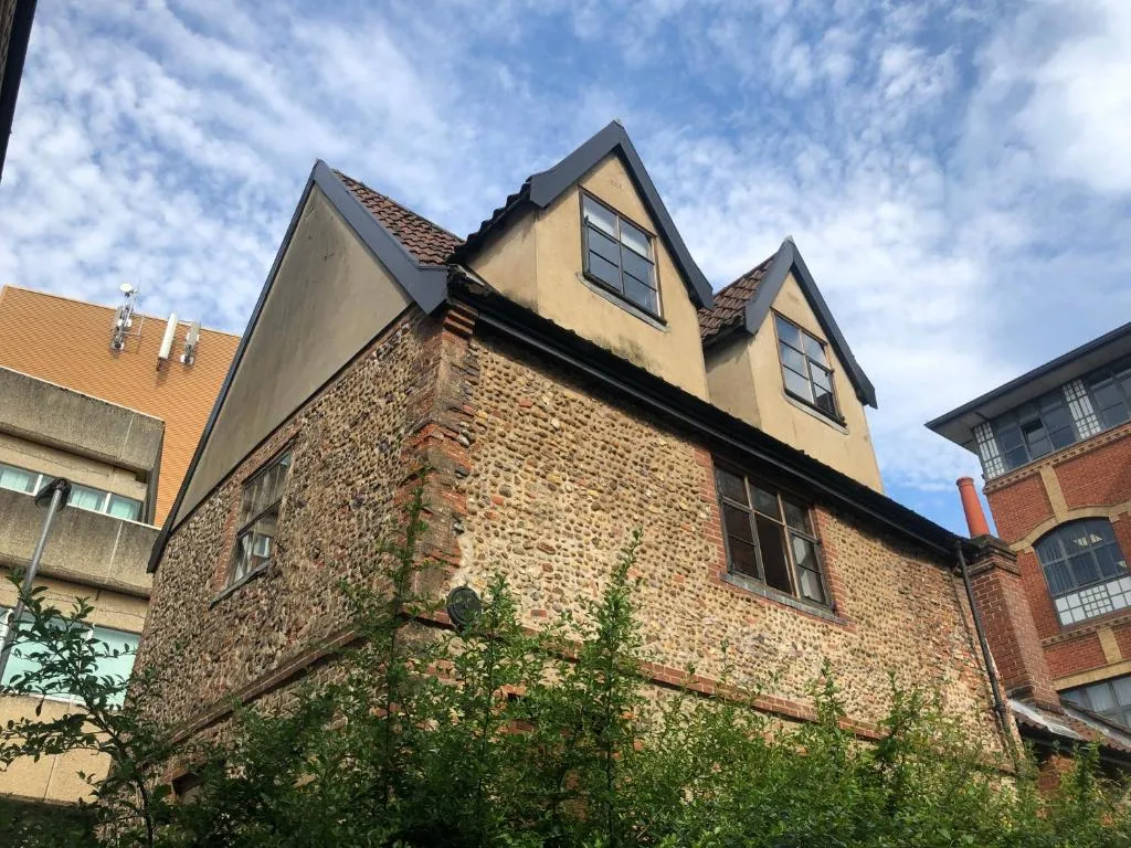 Grade II Listed Cottage in Norwich Sleeps 4, Norwich, Marea Britanie