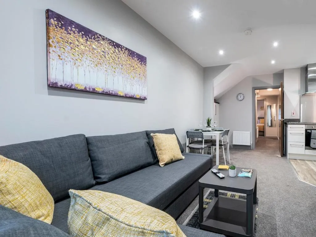Stunning 1BR Apartment - Perfect For Longer Stays, Belfast, Marea Britanie