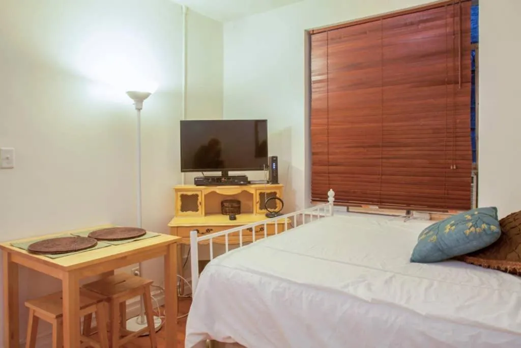 Downtown Studio Apt, Near Grocery and hospitals, Boston, United States
