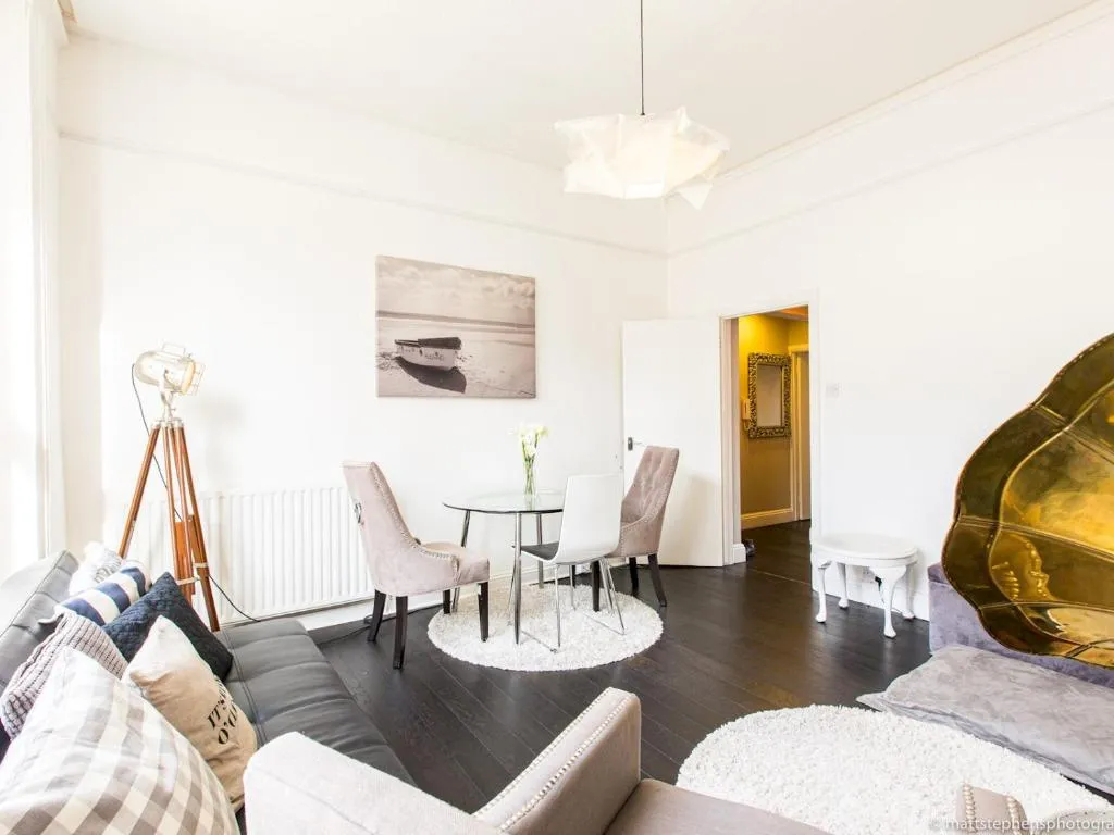 *NEW*Swanky & modern 1BDR gem in the heart of Hove, Brighton and Hove, United Kingdom