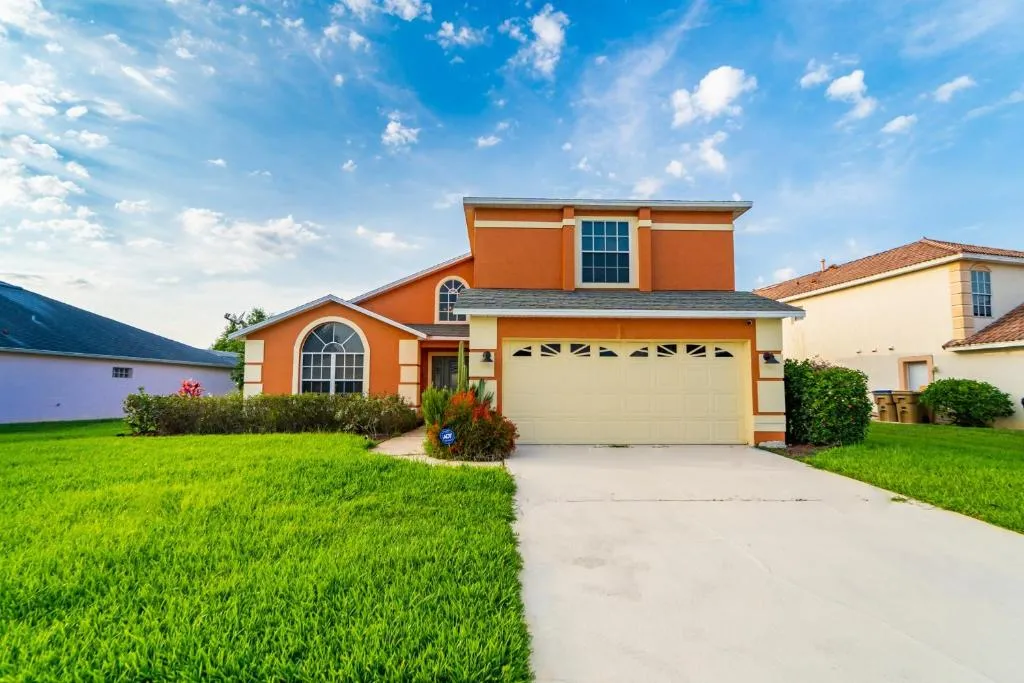 2819 3-Bed Orlando Pool Home w/Water View-Games RM, Orlando (FL), United States