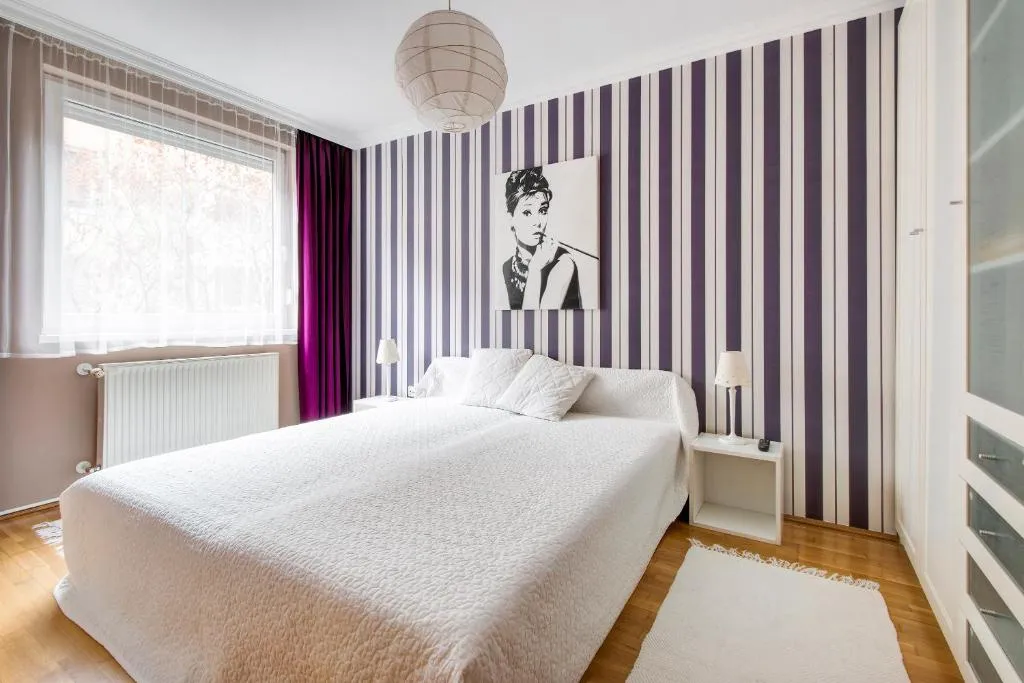 Viola - Newly furnished with free garage!, Budapesta, Ungaria