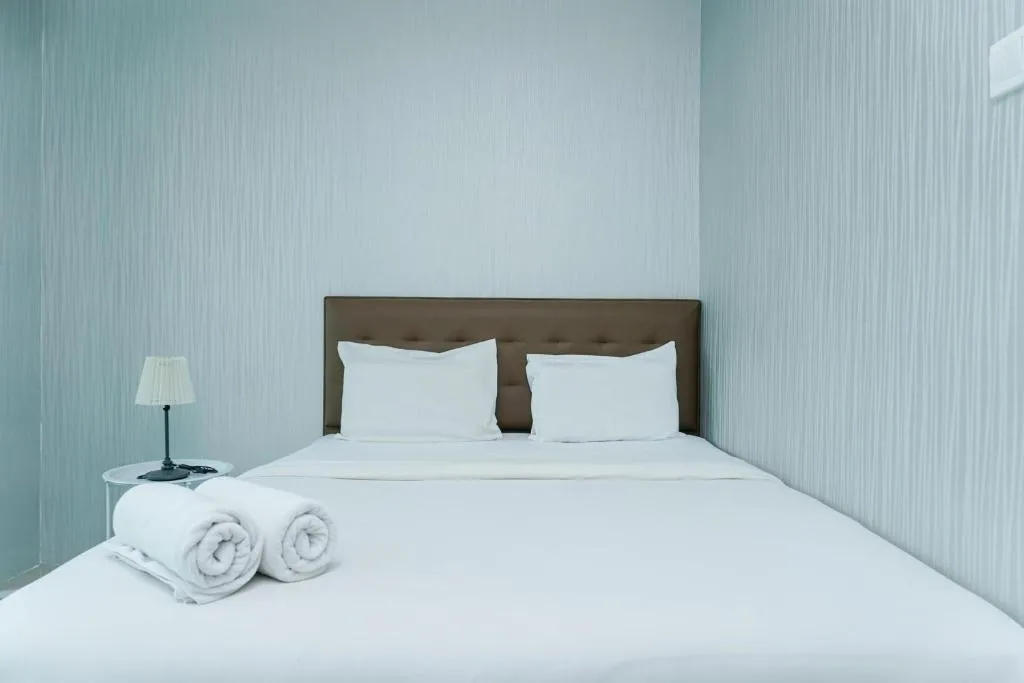New Furnished and Comfortable Studio Woodland Park Apartment By Travelio, Jakarta, Indonesia