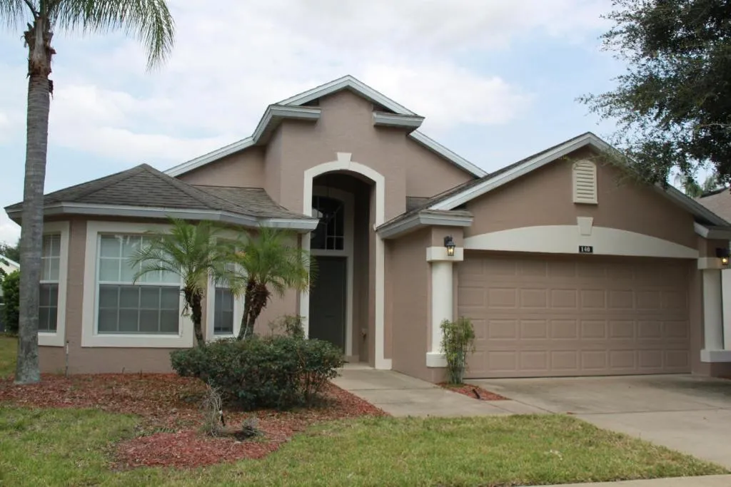 Vibrant Vacation 4Be/3Bath Villa with Private Pool, Davenport, Statele Unite ale Americii