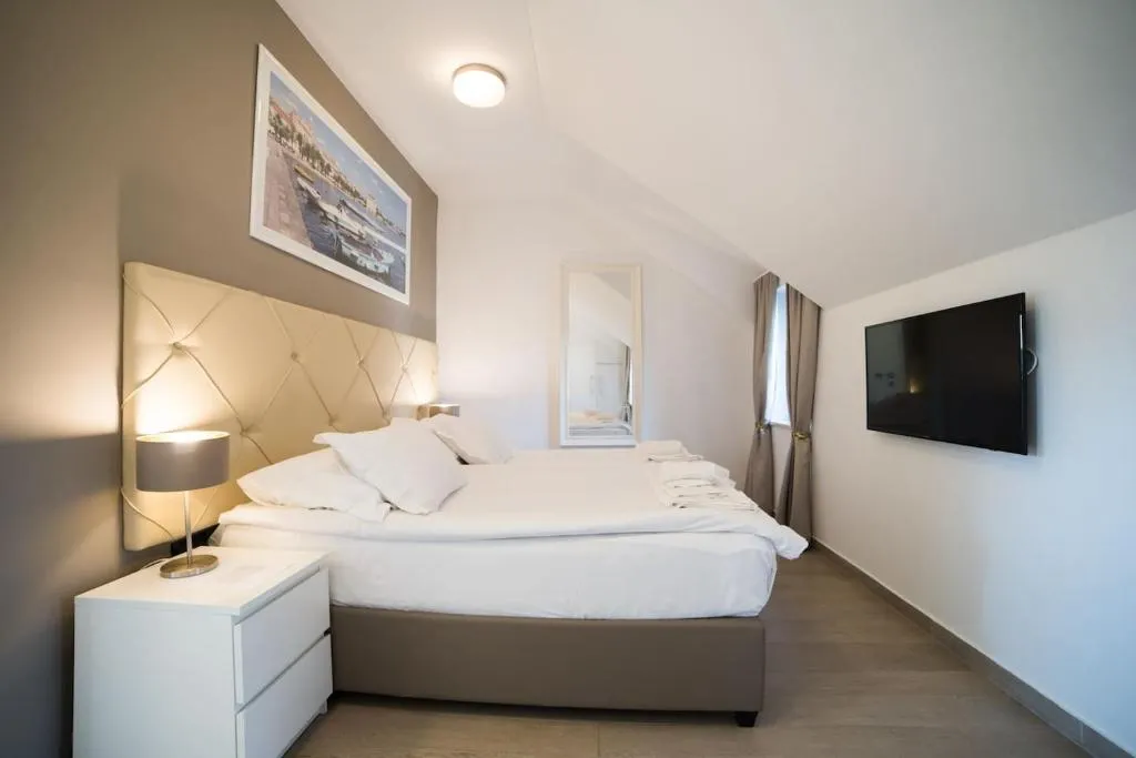 Top position apartment in old town, Split, Croaţia
