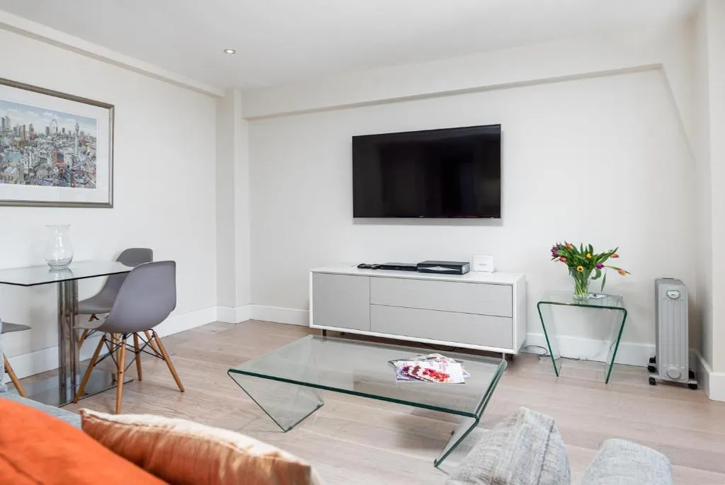 Apartment 901 - Nell Gwynn House, Chelsea, London, United Kingdom