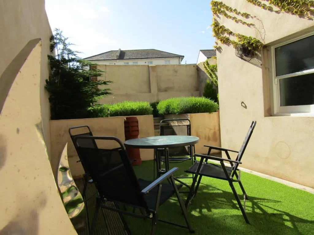 Free Parking, spacious 1 bed Garden Flat, Brighton and Hove, United Kingdom