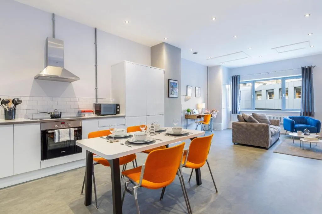 Spacious and Modern Apartment - Bristol city centre, Bristol, United Kingdom