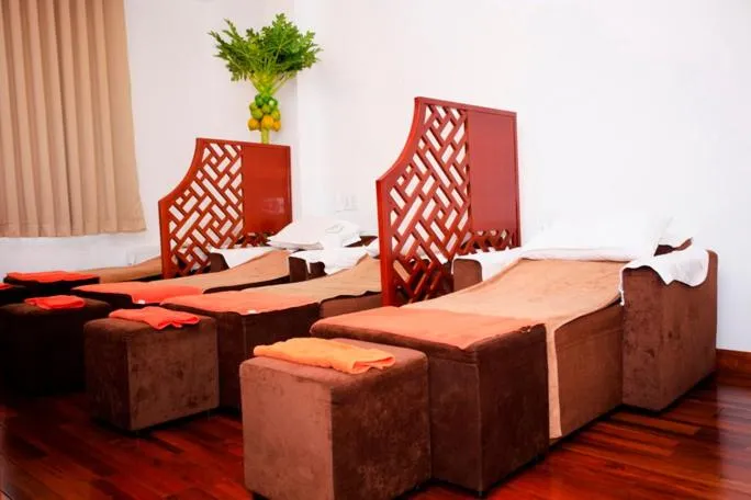 QUE HUONG HOTEL, Ho Chi Minh City, Vietnam
