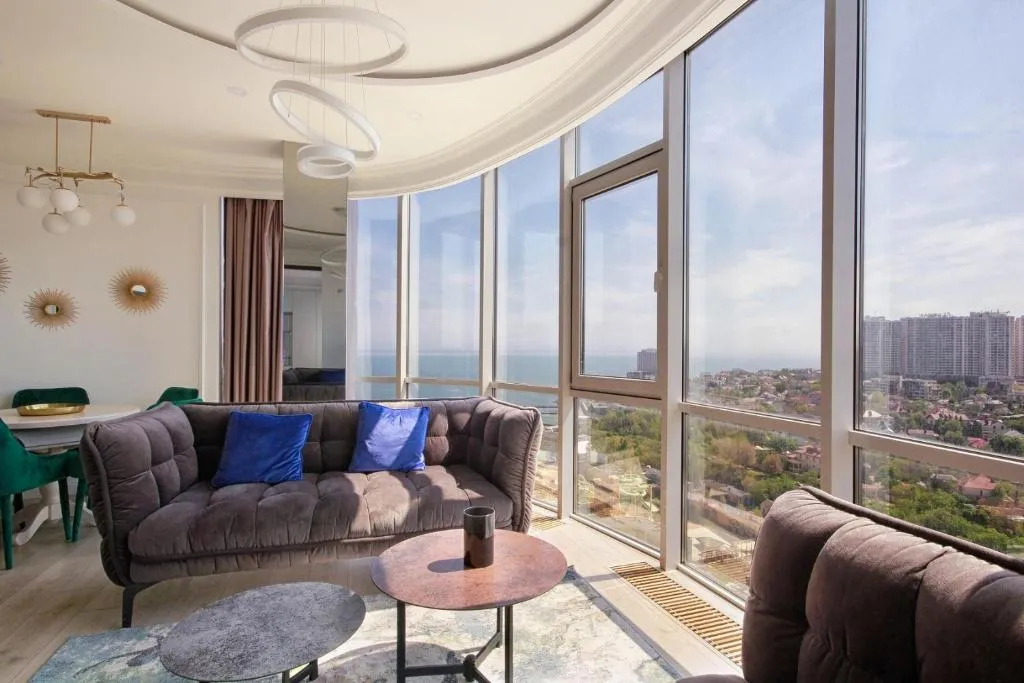 L Panoramic sea view 1 BR luxury Arcadia apartament, Odesa, Ucraina