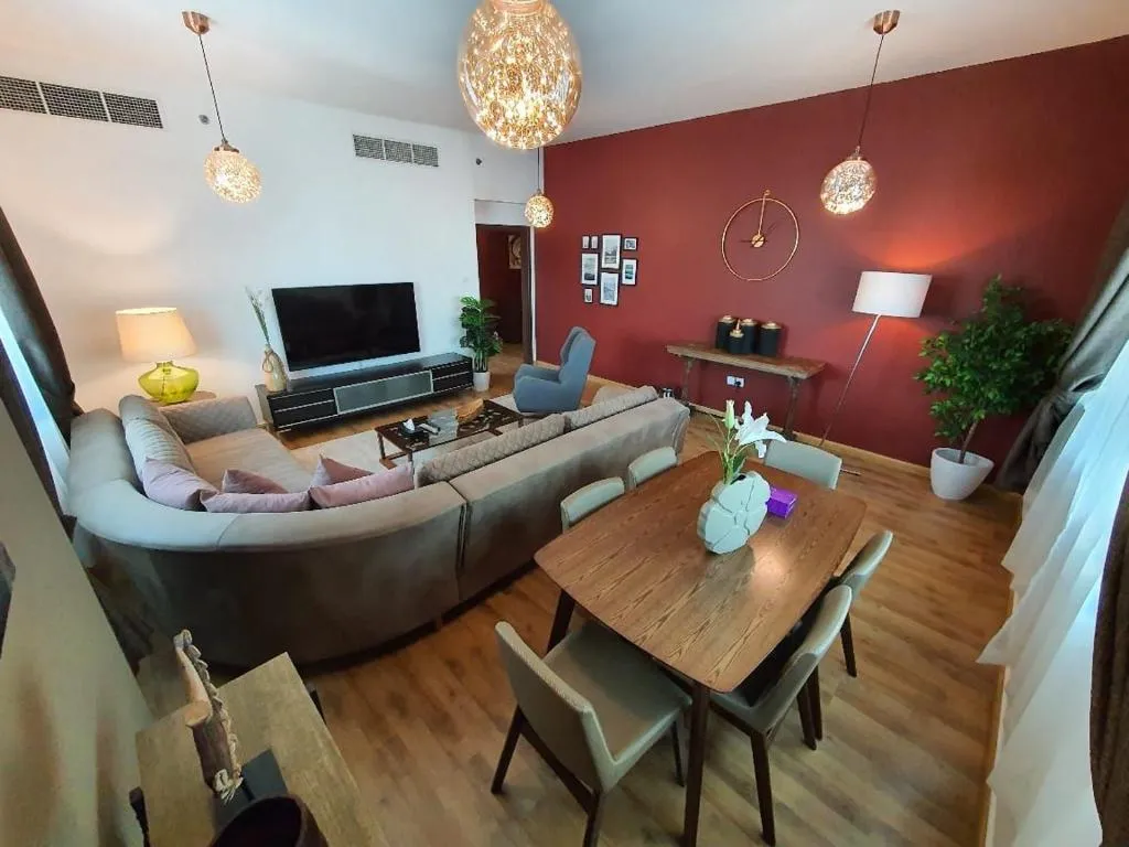 Al Ashrafia Holiday Home - 2 BDR Marina Pinnacle Tiger, Dubai, Emiratele Arabe Unite