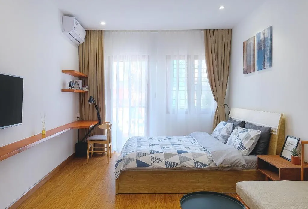 Retreat to a Sunlit Studio with balcony downtown Saigon, Ho Chi Minh City, Vietnam