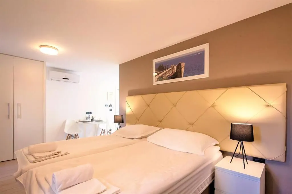 Romantic studio in old town with balcony, Split, Croatia