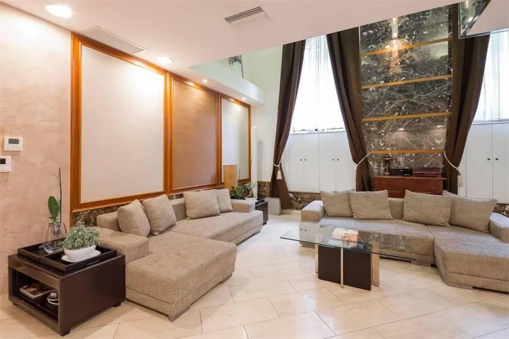 Chiaravalle Master Guest Luxury Apartment, Milano, Italia