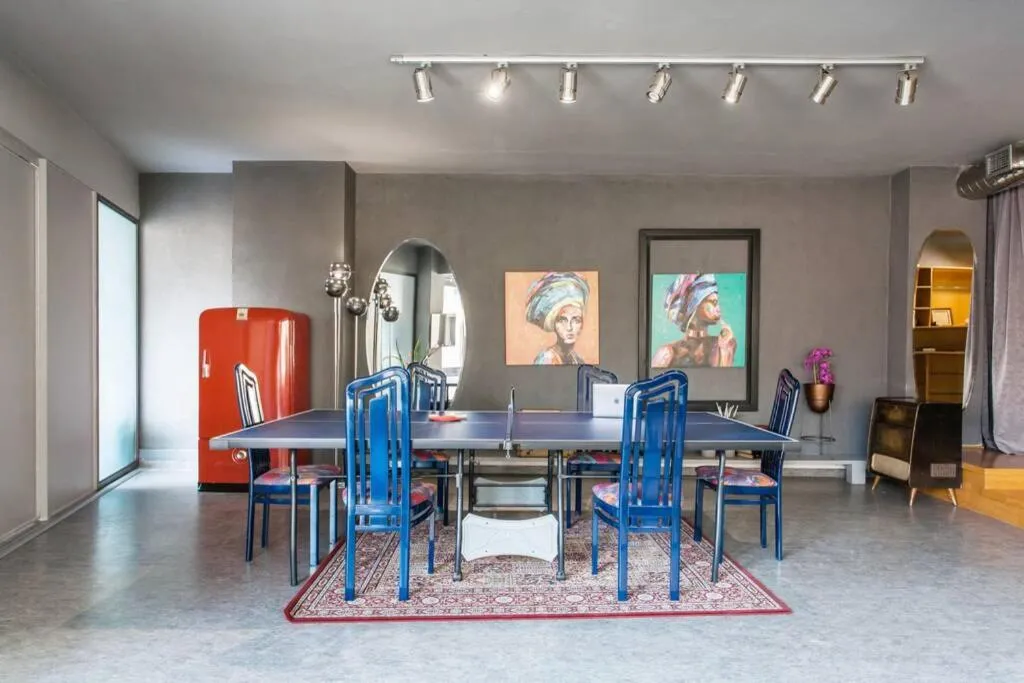 Artists favorite Spacious Loft near Acropolis!!, Atena, Grecia