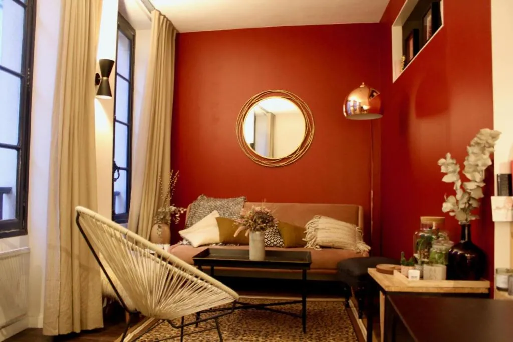 Design and Bright appt near Grands Boulevards, Paris, Franţa
