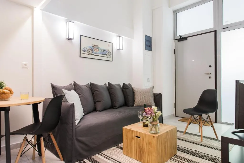 Be based in this groovy loft in the CITY CENTER!!, Athens, Greece