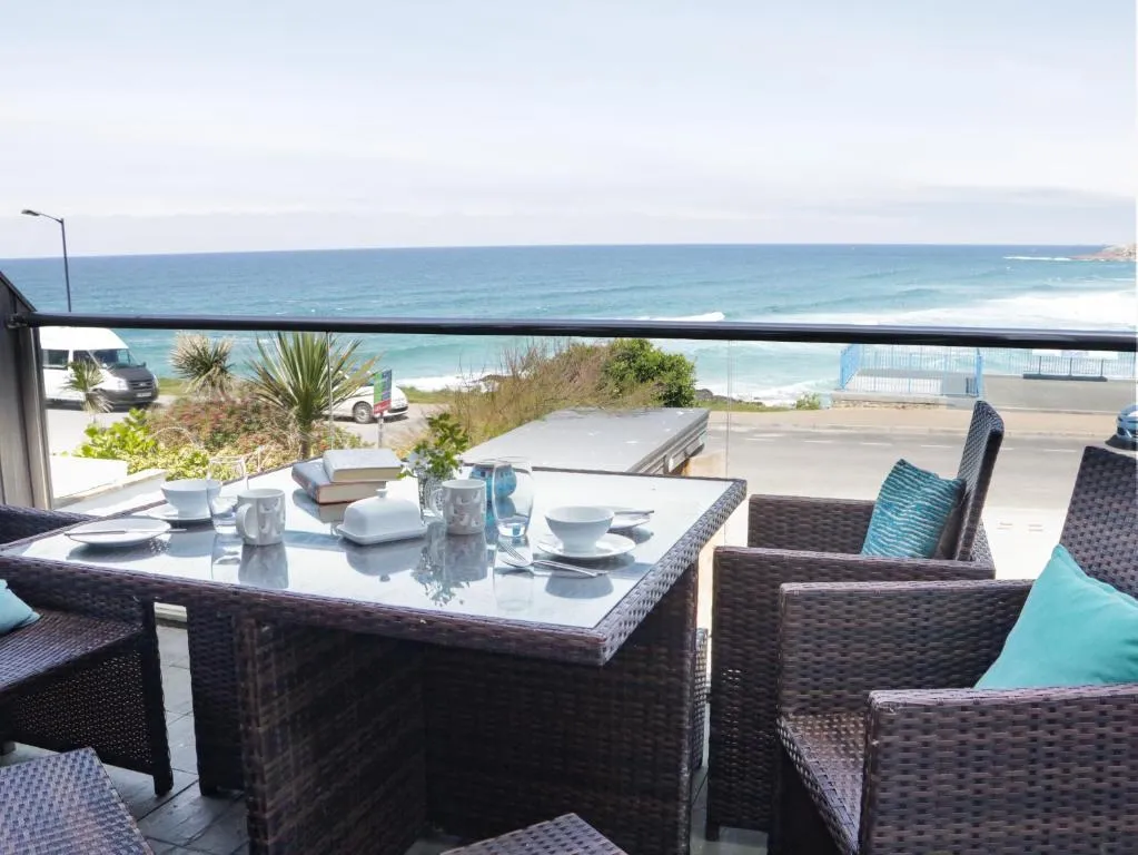 Apartment 3 Fistral Beach, Cubert, United Kingdom