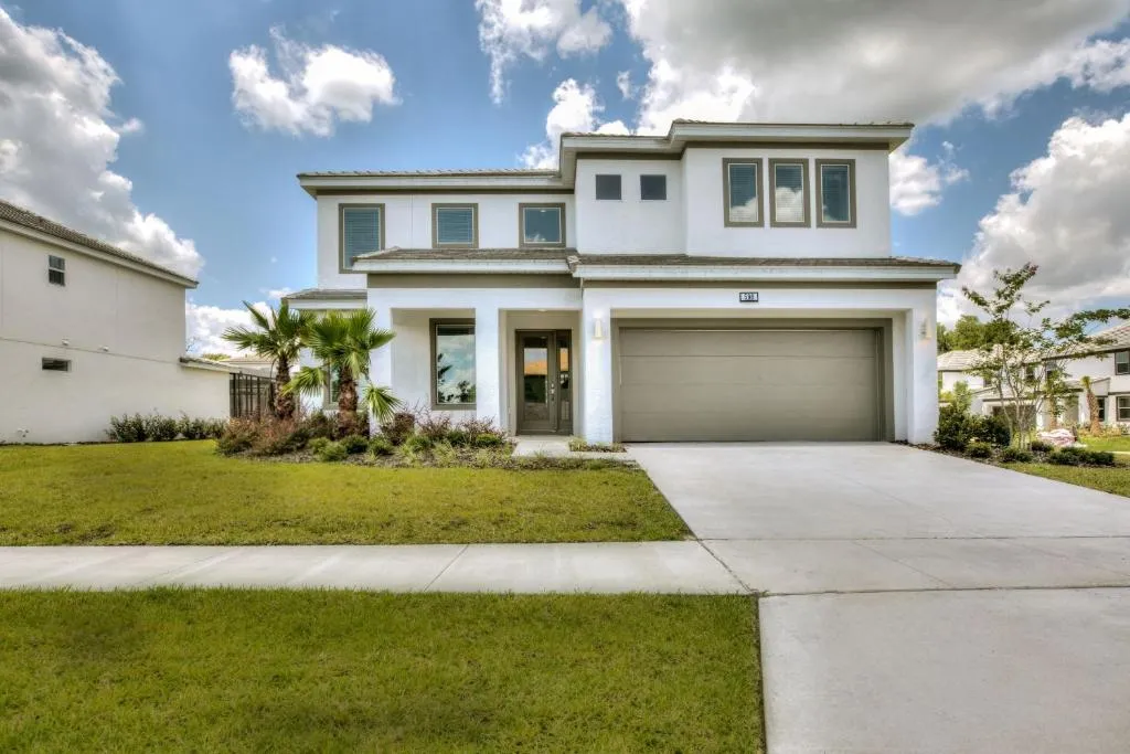 Beautiful 5BR Home w/ Pool! Near Disney!, Kissimmee, United States