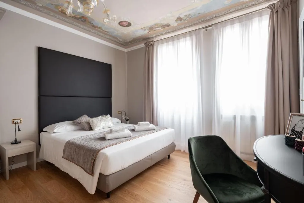 Hotel Herion, Venice, Italy