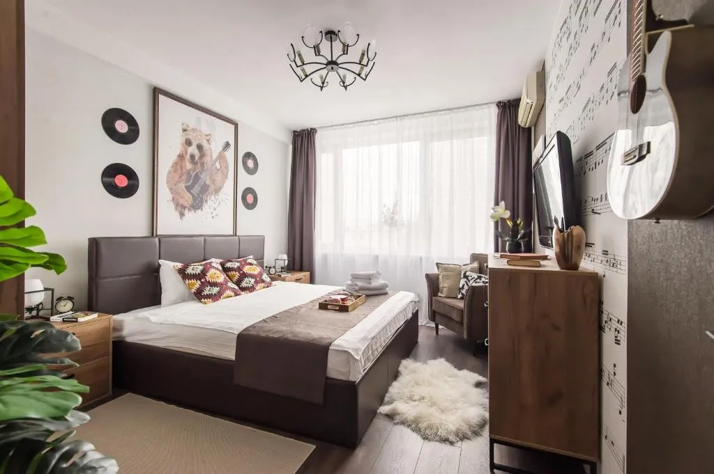 Rock-n-Roll 2 rooms studio Kremlin view, Moscova, Rusia