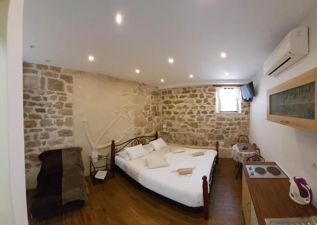 New rustic apartments Tonko, Split, Croatia