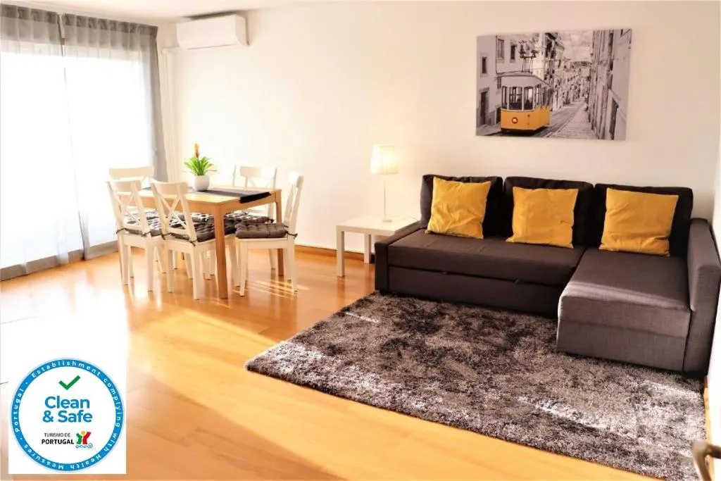 Lisbon Deluxe Apartment, Amadora, Portugal