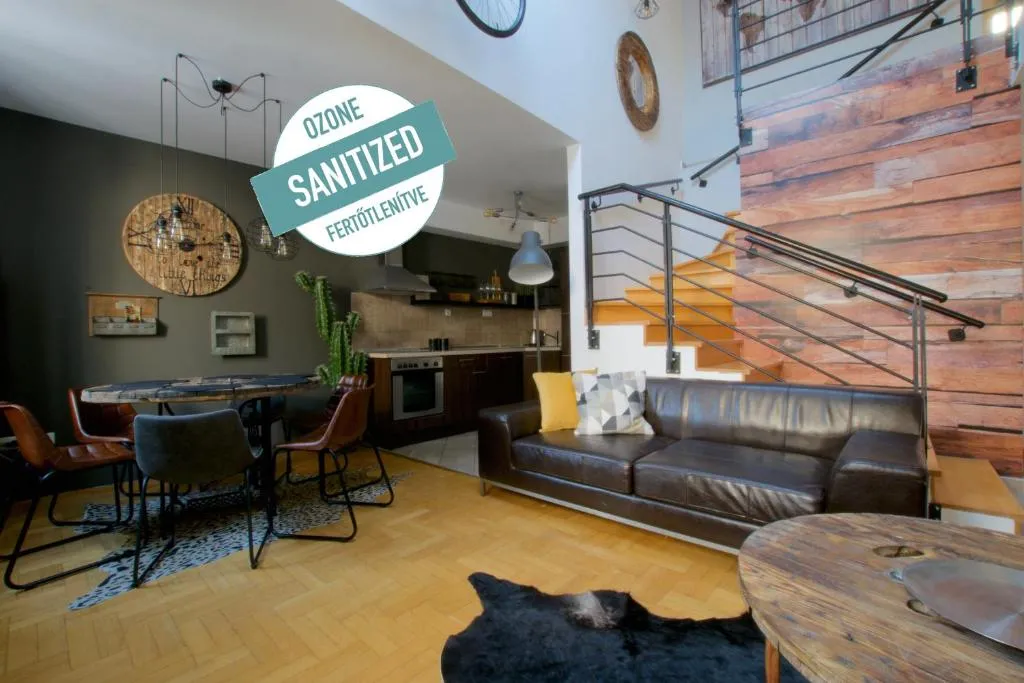 Luxury Apartment by Hi5 - Gozsdu Suite, Budapest, Hungary