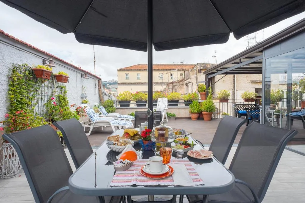 La Terrazza ai Miracoli, Napoli, Italia