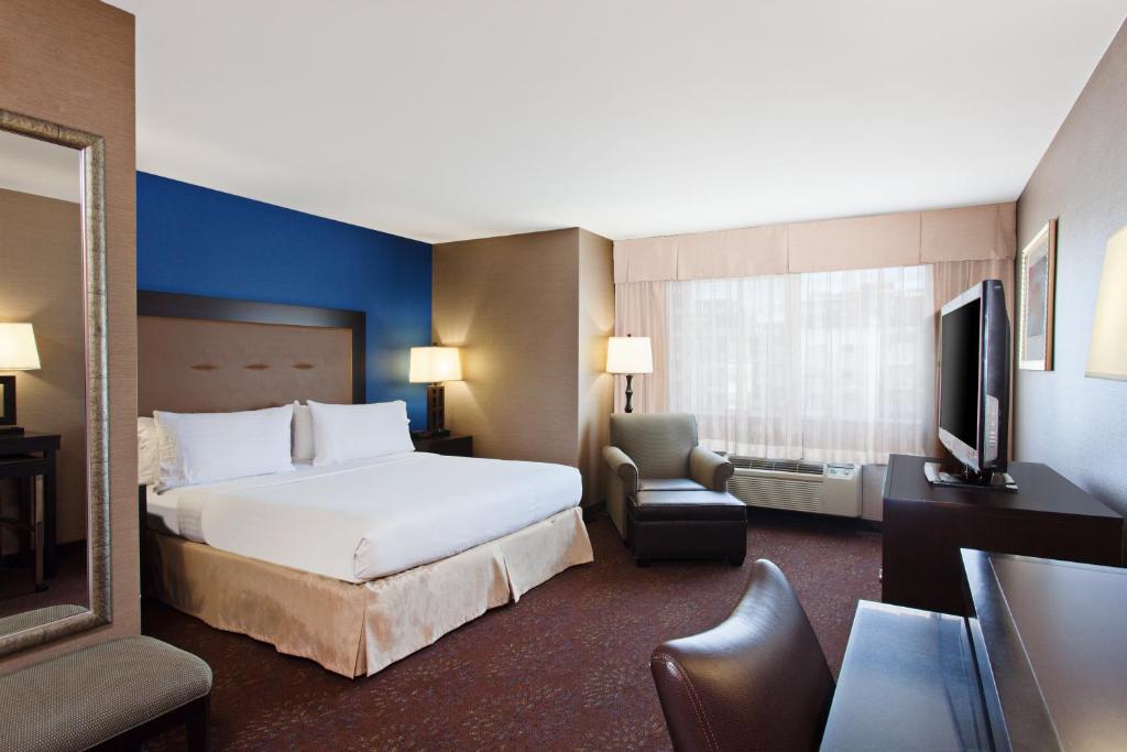 Holiday Inn Seattle DWTN Lake Union, an IHG Hotel image