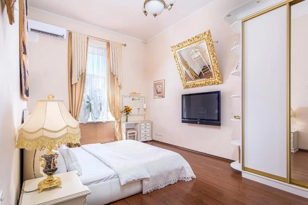 Ekaterina Apartments - Odessa, Kryzhanivka, Ukraine