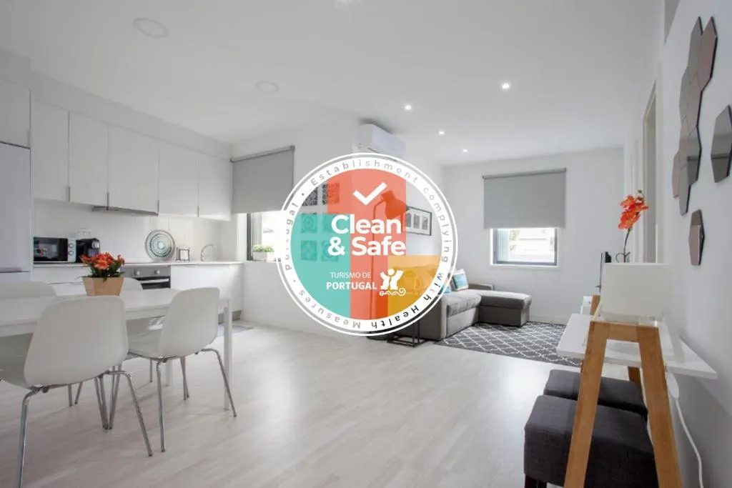 Liiiving in Porto | Santa Catarina Cosy Apartment, Porto, Portugal