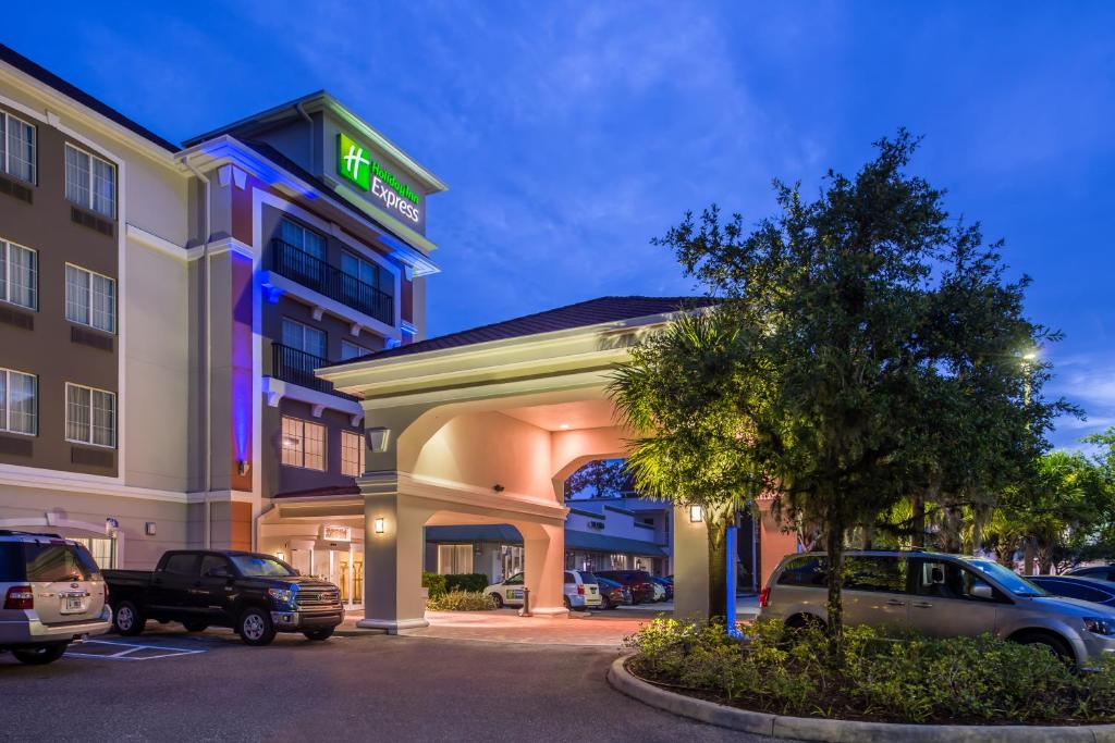 Holiday Inn Express Tampa North Telecom Park, an IHG Hotel