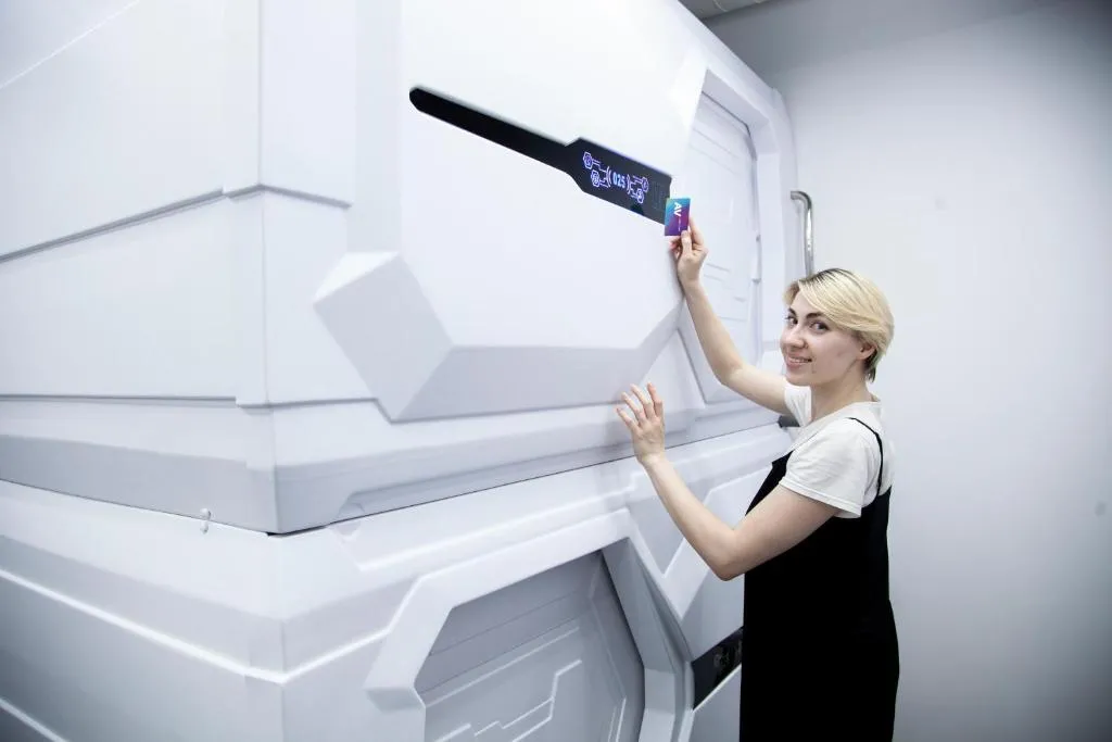 AV-1 capsule hotel & hub, Kiev, Ucraina