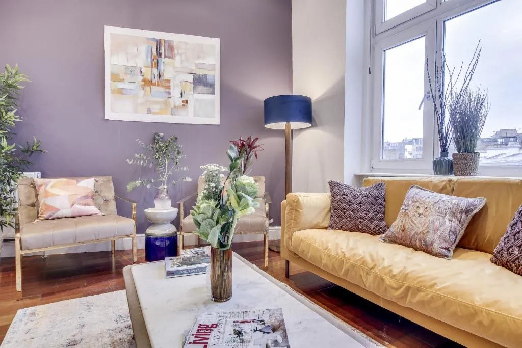 The Lexham Gardens Escape - Central 2BDR with Balcony, London, United Kingdom