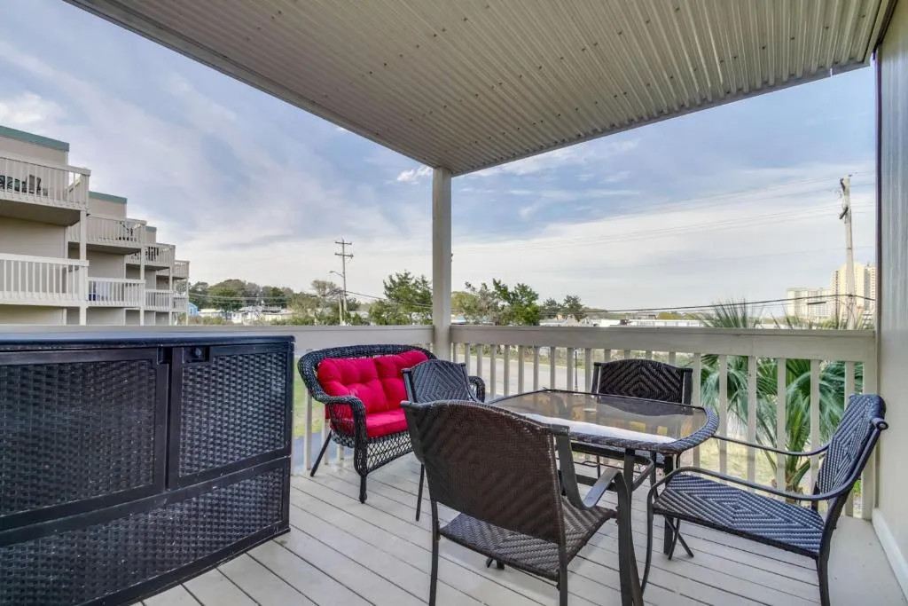Ocean Bridge by North Beach Realty, Murrells Inlet (SC), United States
