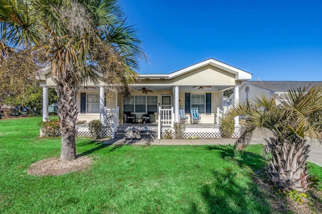 Low Tide by North Beach Realty, Myrtle Beach, Statele Unite ale Americii