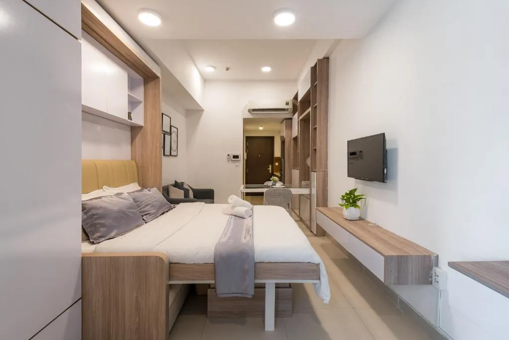 GORGOUES PLACE FOR 2 IN THE HEART OF SAIGON, Ho Și Min, Vietnam