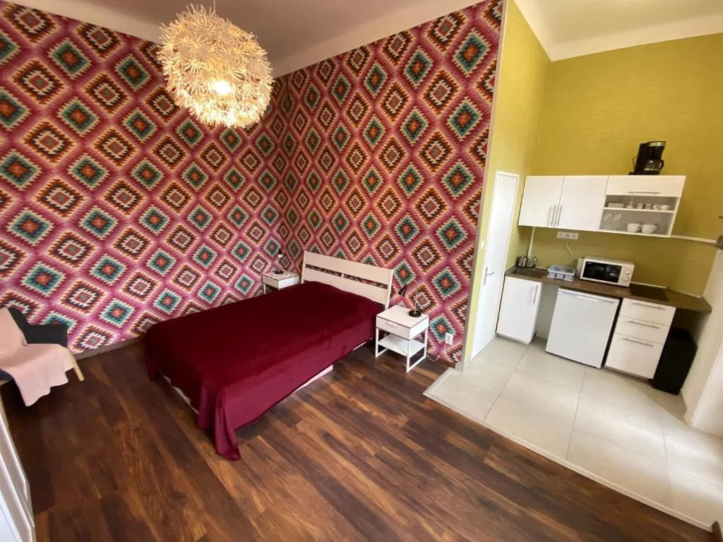 Fruzsi Apartman, Budapest, Hungary